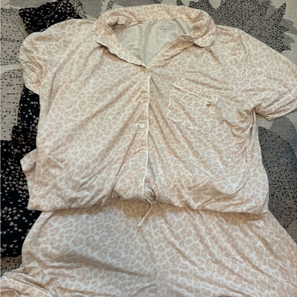 Victoria Secret Modal PJ Sets - Large - Picture 2 of 3